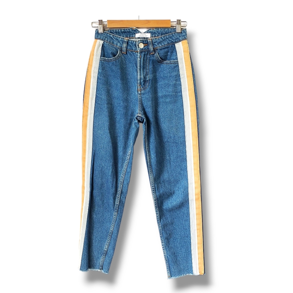 Bershka Medium-wash Side-stripe High-rise Ankle Cropped Mom Jeans 00